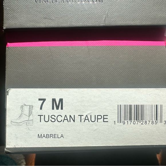 New Women’s Vince Camuto Tan Combat Boots Size 7 - Picture 8 of 8